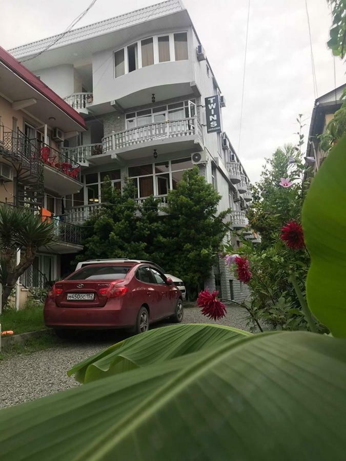 Hotel Twins Kobuleti Esterno foto